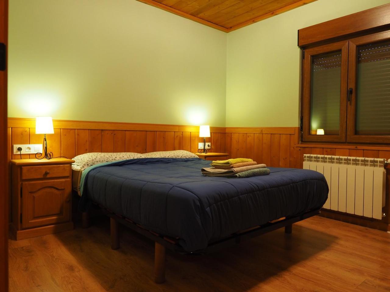 Planet Ancares Villa Candin Exterior photo
